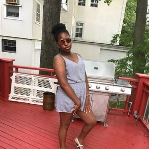 Meet your Posher, Nyla